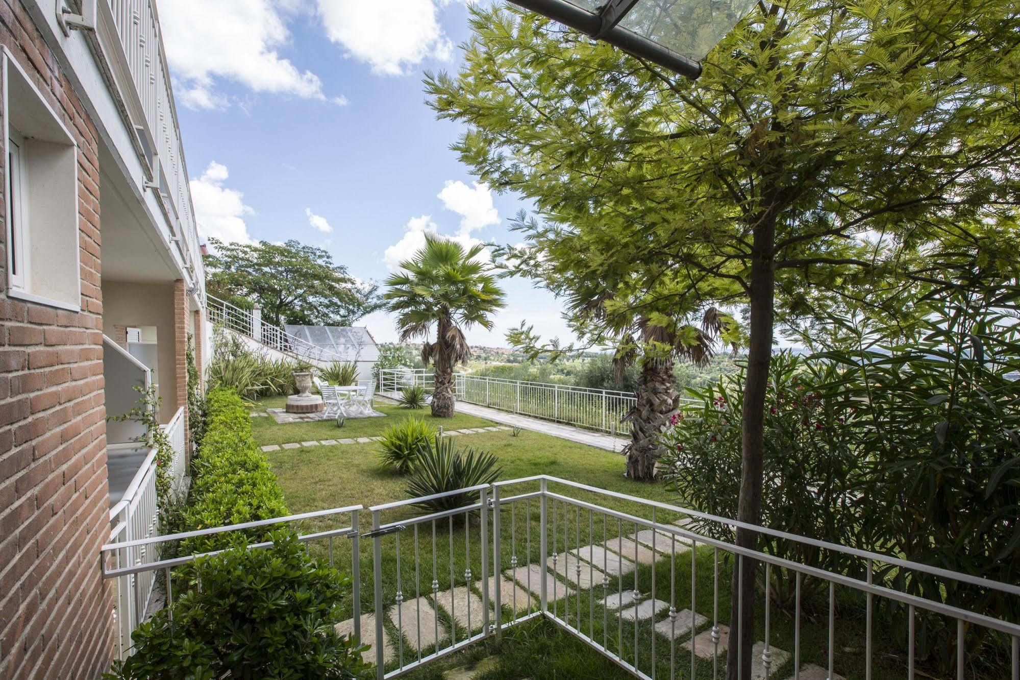 Residence Belohorizonte Ματσεράτα Εξωτερικό φωτογραφία